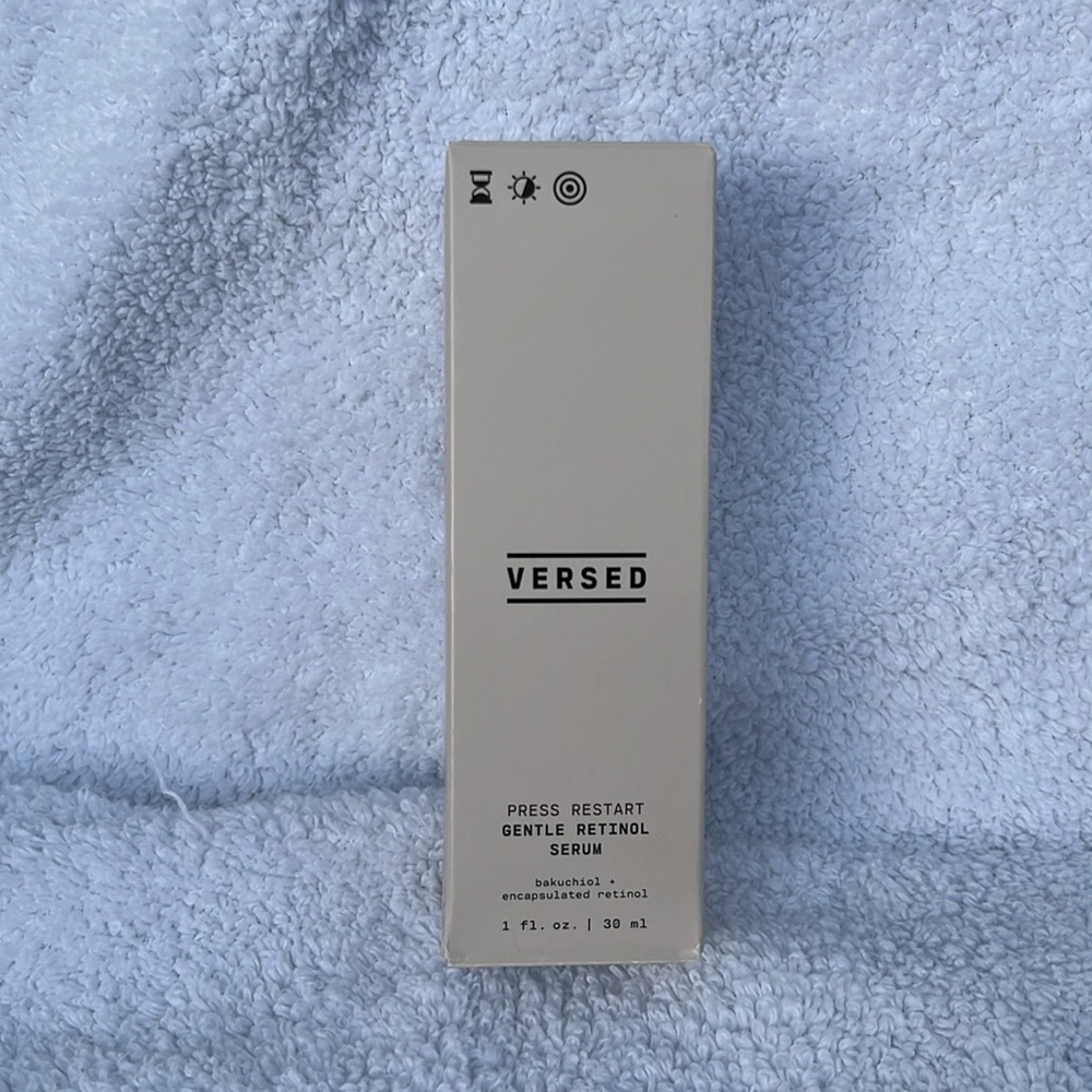 Versed Press Restart gentle retinol serum